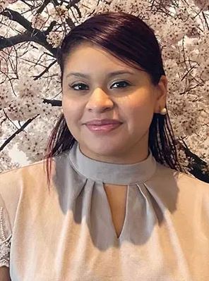 CLaudia Office manager